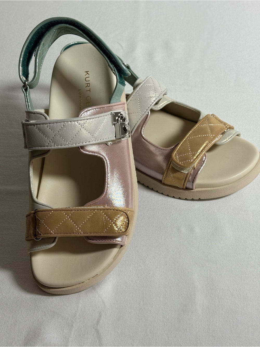 Kurt Geiger size EU 40 uk 9 Iridescent Pink & Gold Sandals Eagle head bling